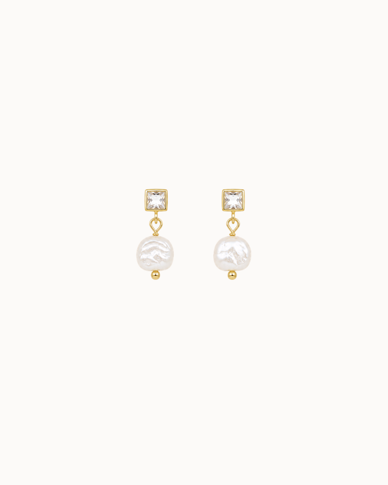 Chloe Ohrringe aus 18K vergoldetem 925er Sterlingsilber mit eckigem Stein und Süßwasserperle