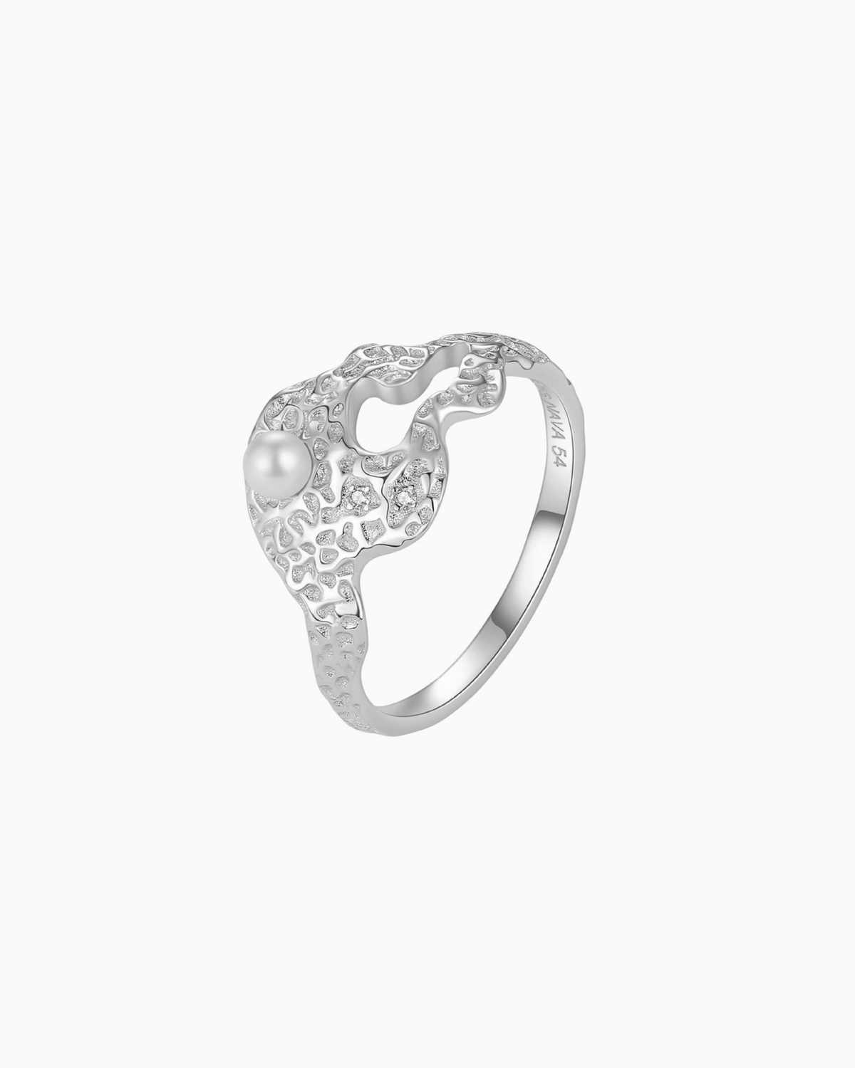 Adira Ring i 925 sterlingsølv – chunky statement ring med perler og sten