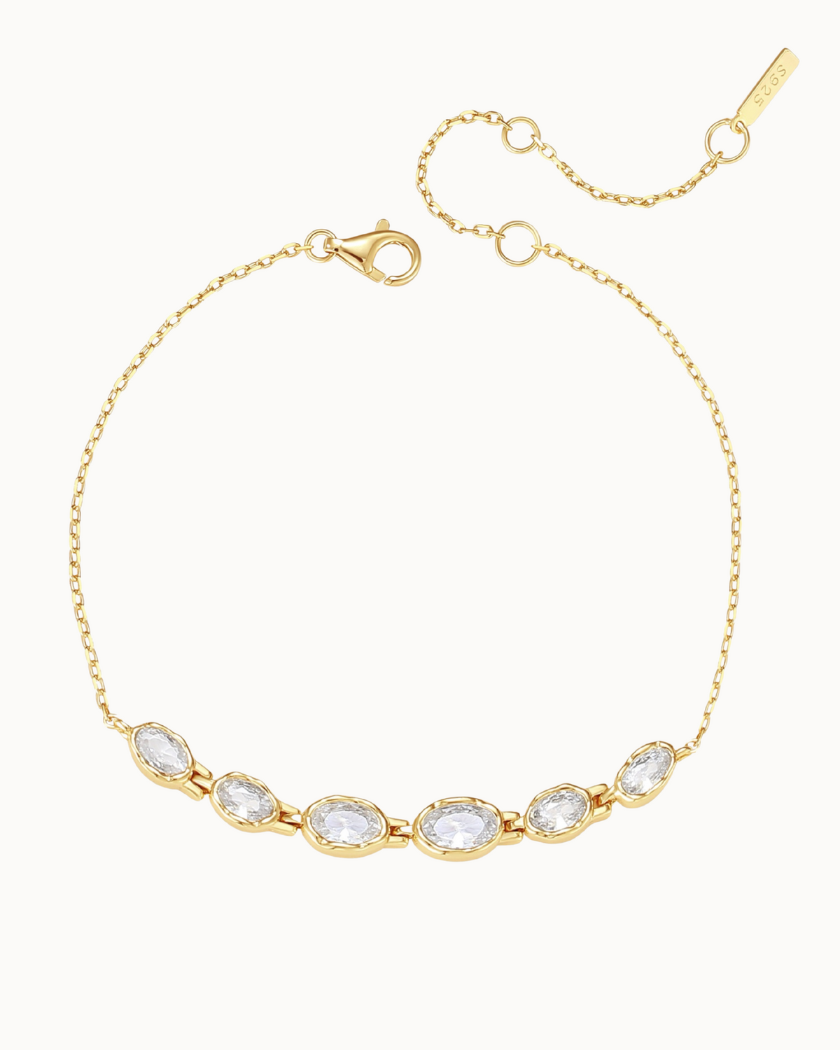 Akhen bracelet in 18K gold-plated sterling silver with oval zirconia in organic setting