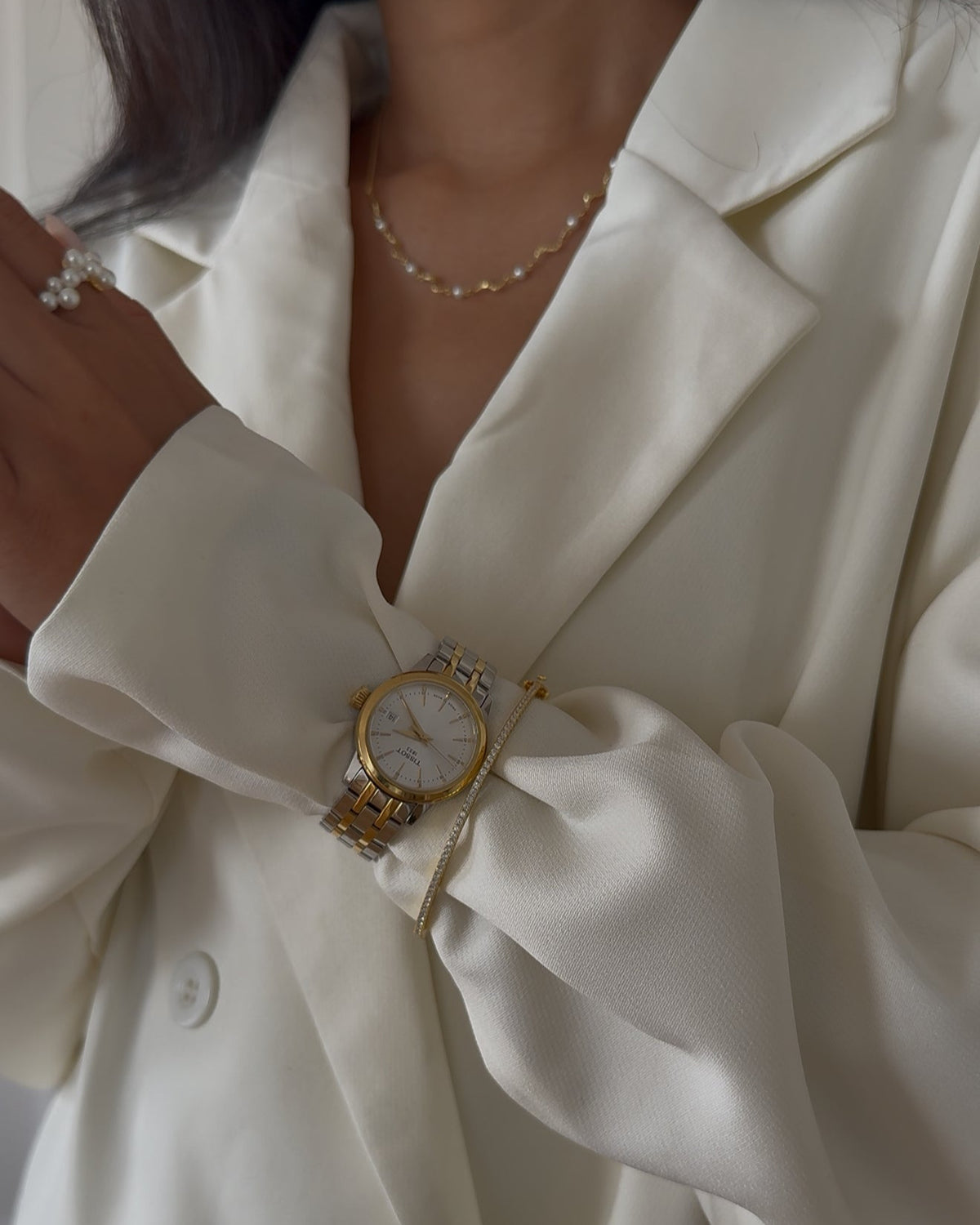 Alasia Bangle i forgyldt med funklende kubiske zirkoner