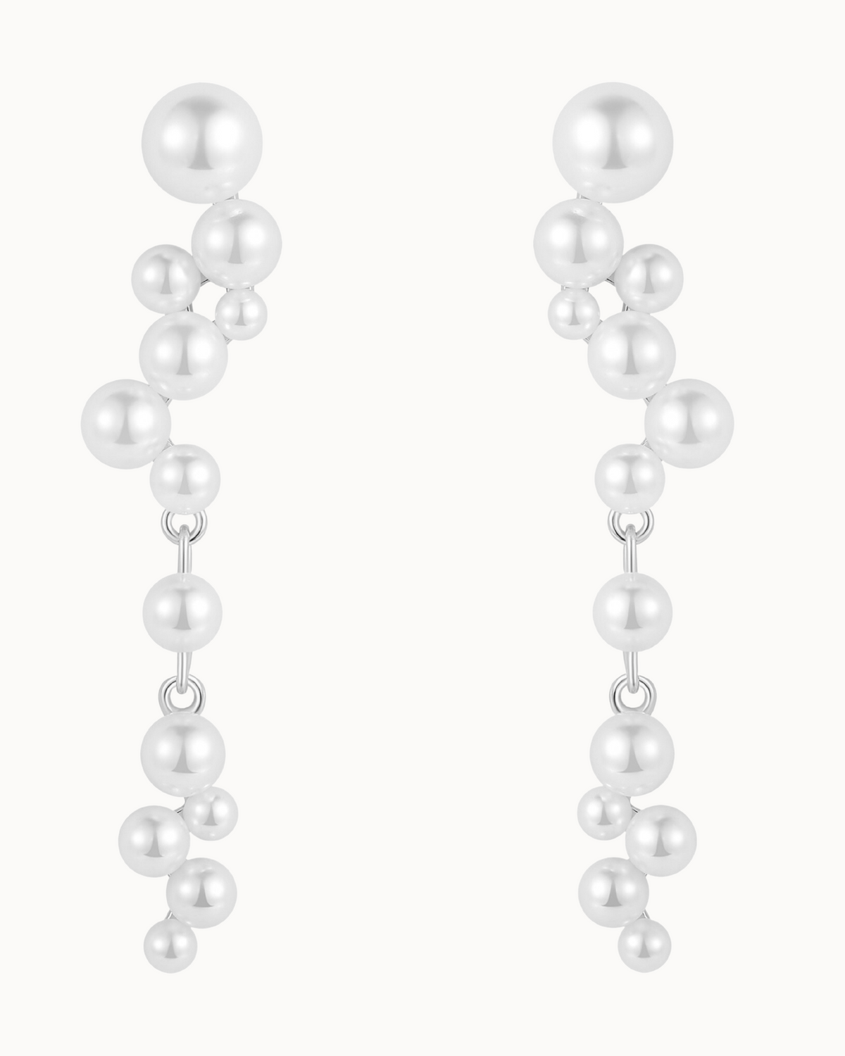 Amun Earrings aus 925er Sterlingsilber mit Trauben aus Perlenanhängern
