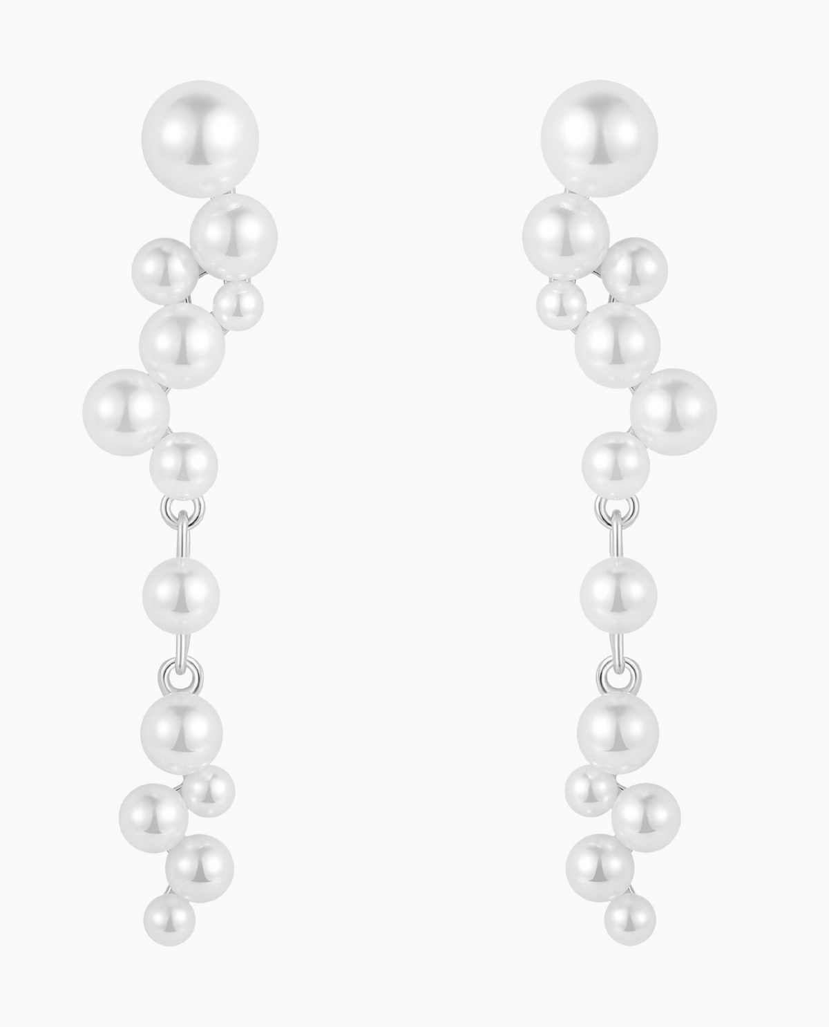 Amun Earrings aus 925er Sterlingsilber mit Trauben aus Perlenanhängern