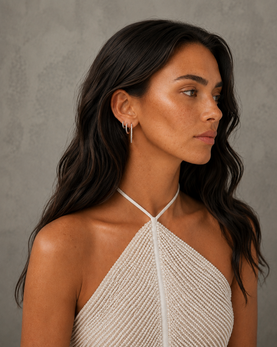 Aquila Earrings M i 925 sterlingsølv – creol med klare zirkoner