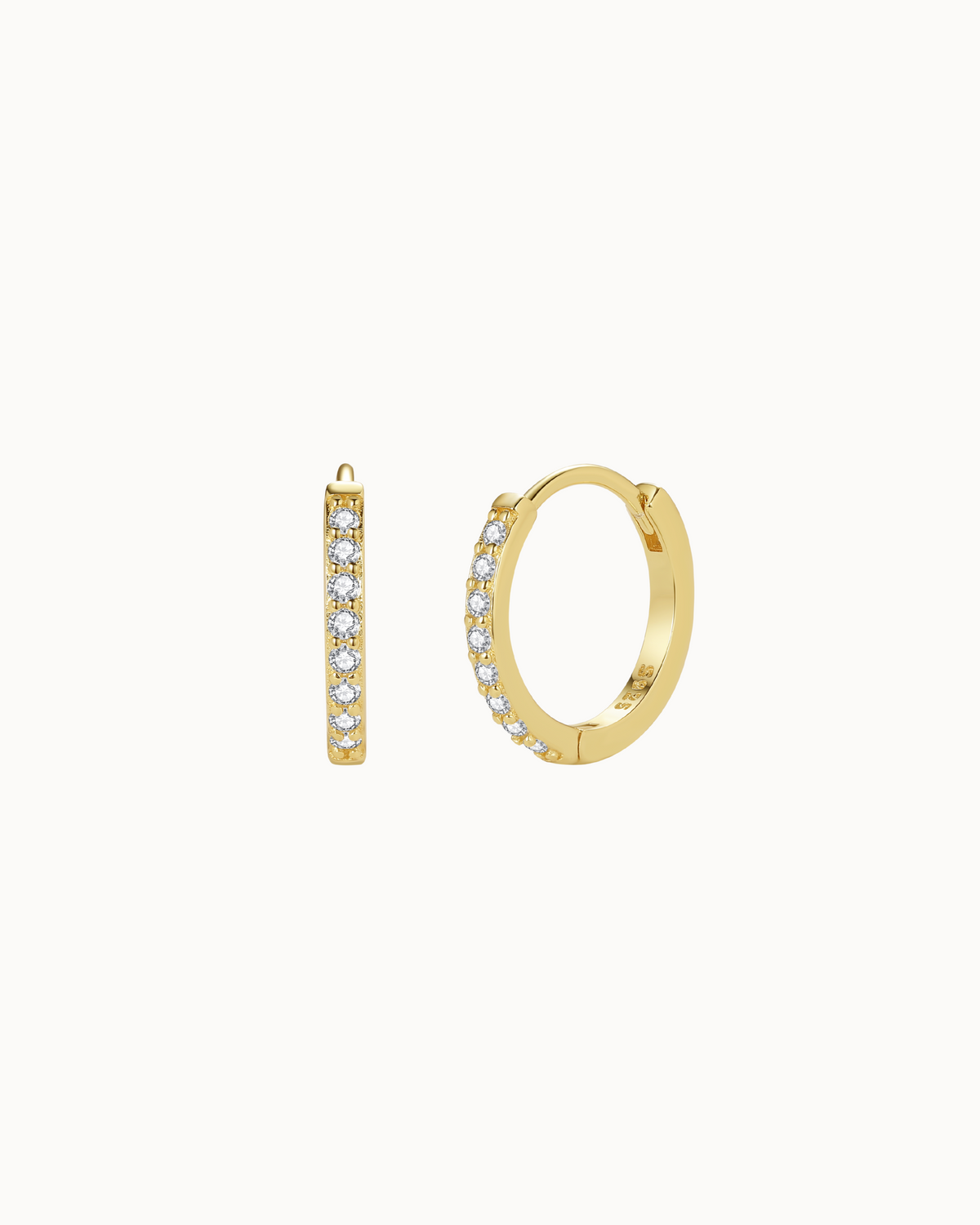 Aquila Earrings S aus 18K vergoldetem Sterlingsilber – klassische Creole mit Zirkonen