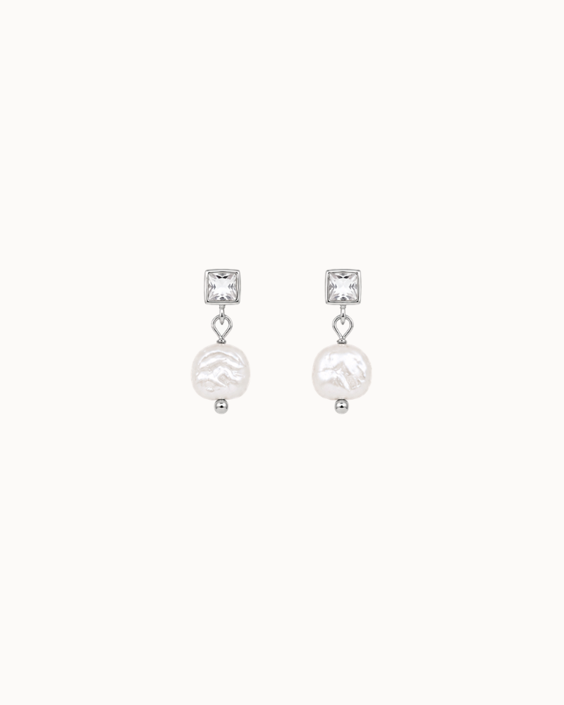 Chloe oorbellen van 925 sterling zilver met vierkante steen en zoetwaterparel