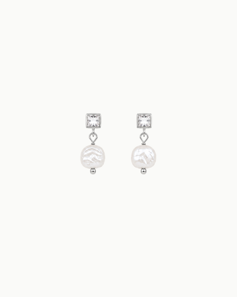 Chloe oorbellen van 925 sterling zilver met vierkante steen en zoetwaterparel