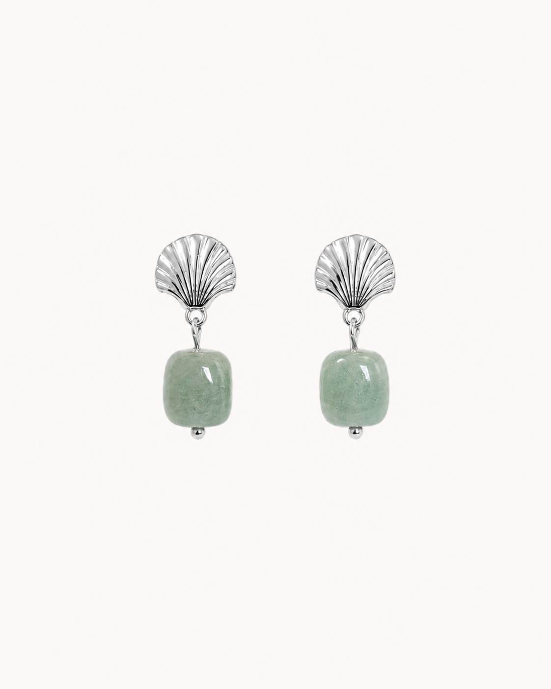 Elora Ohrringe aus 925er Sterlingsilber mit Muscheldesign und Jadestein