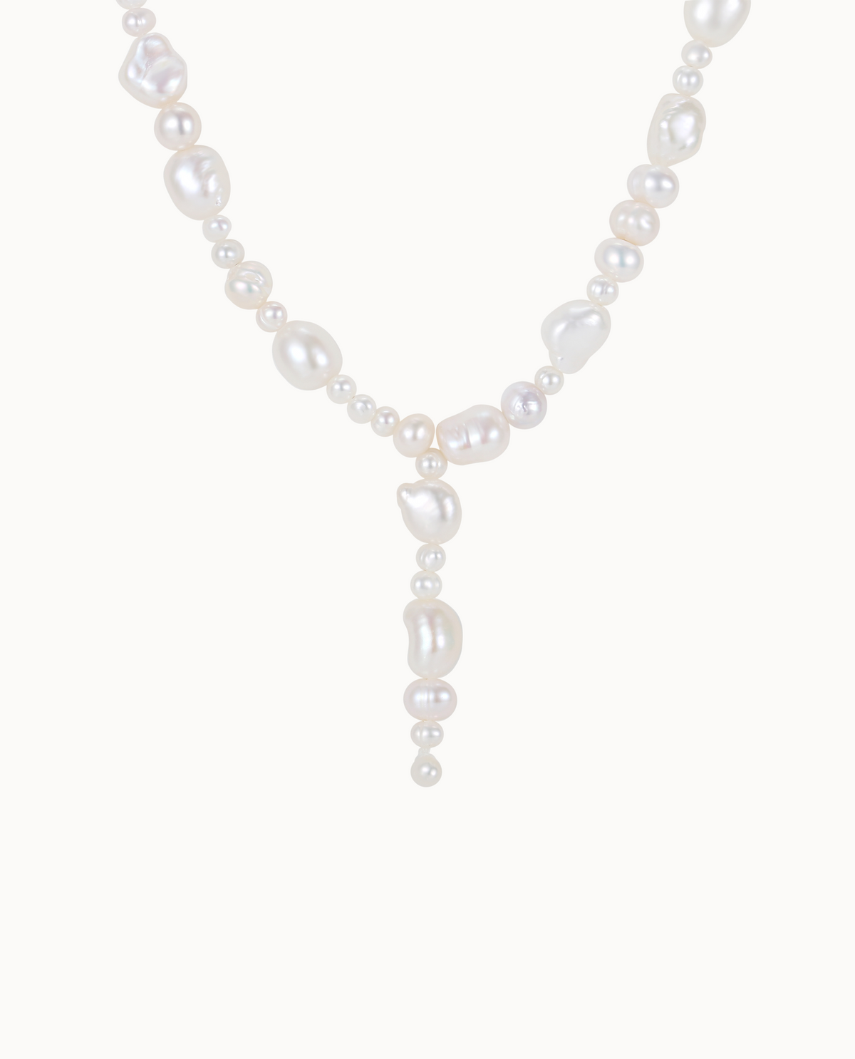 Gold-plated Etta necklace with pearls and elegant drop