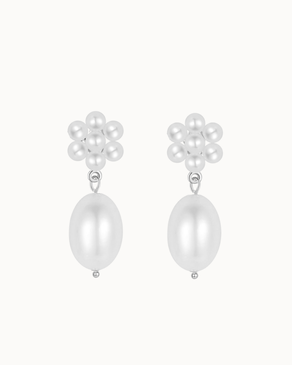 Fleur Earrings in 925 sterling zilver met elegante bloem van schelpparels