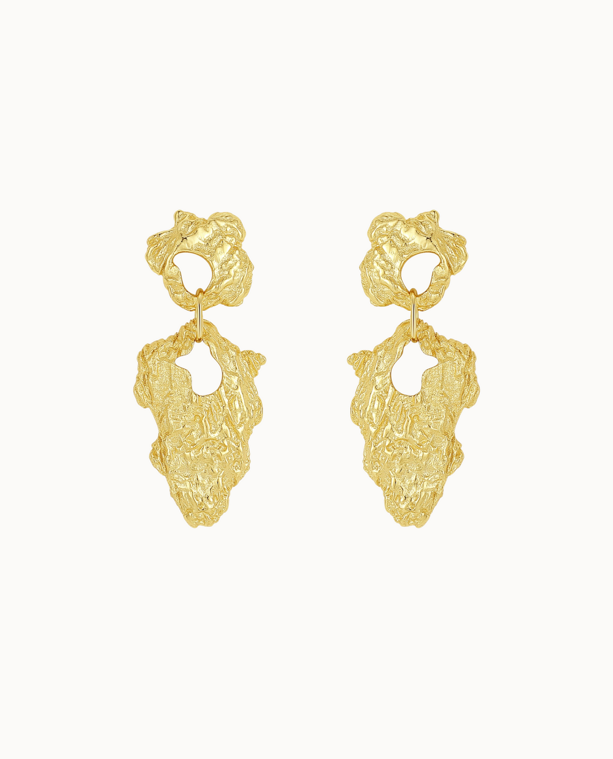 India Earrings aus 18K vergoldetem Sterlingsilber – größere Ohrringe mit organischem Ausdruck