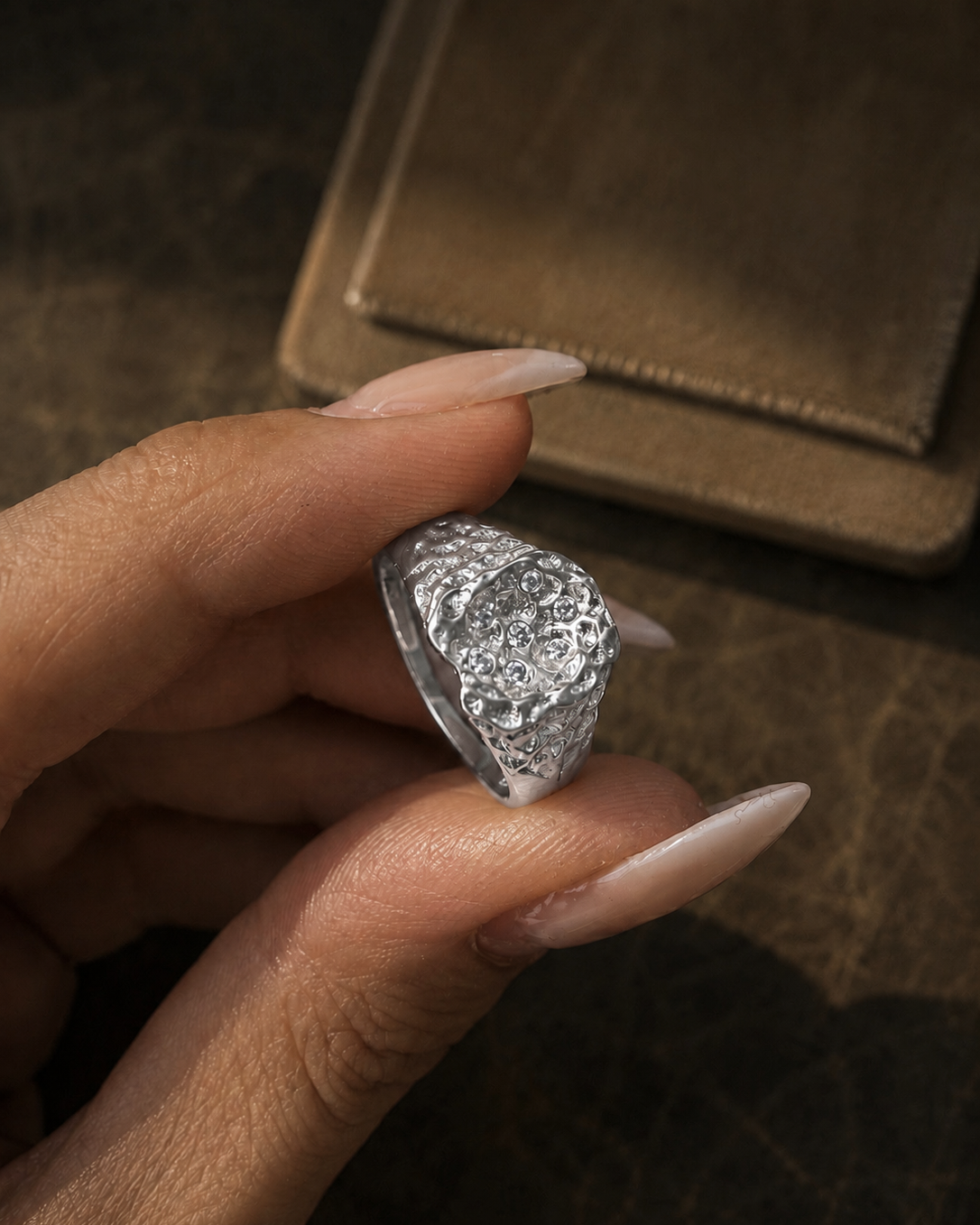 Isis ring in 925 sterling silver – wavy sand texture and sparkling zirconia