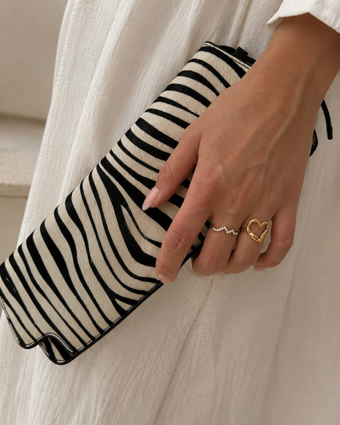 Vergoldeter Love Ring mit glänzendem Finish