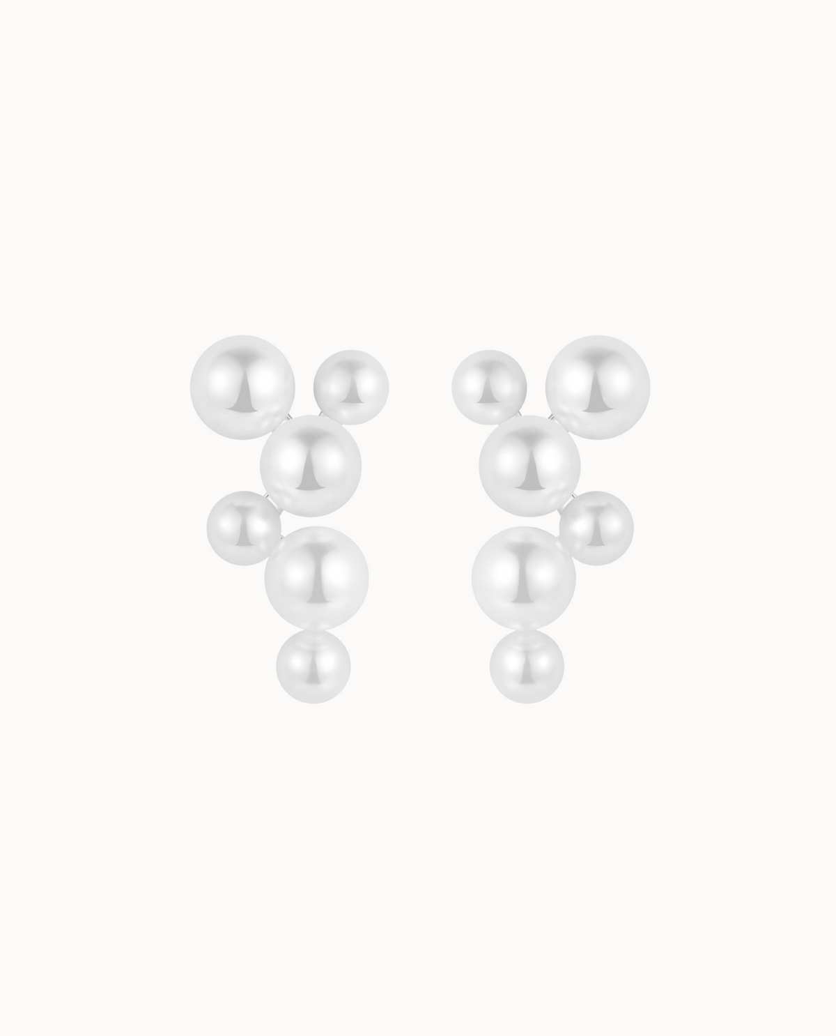 Megha Earrings in 925 sterling silver – classic and timeless pearl earrings