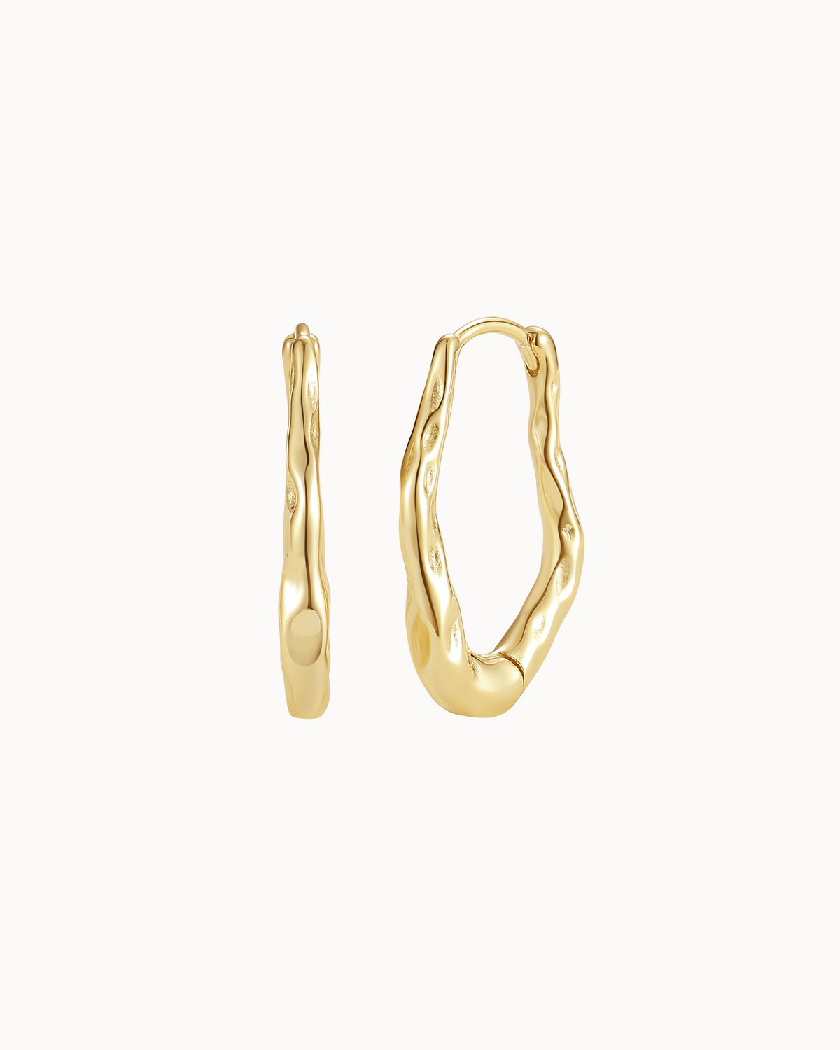 Gold-plated Nerea L earrings with organically shaped hoops