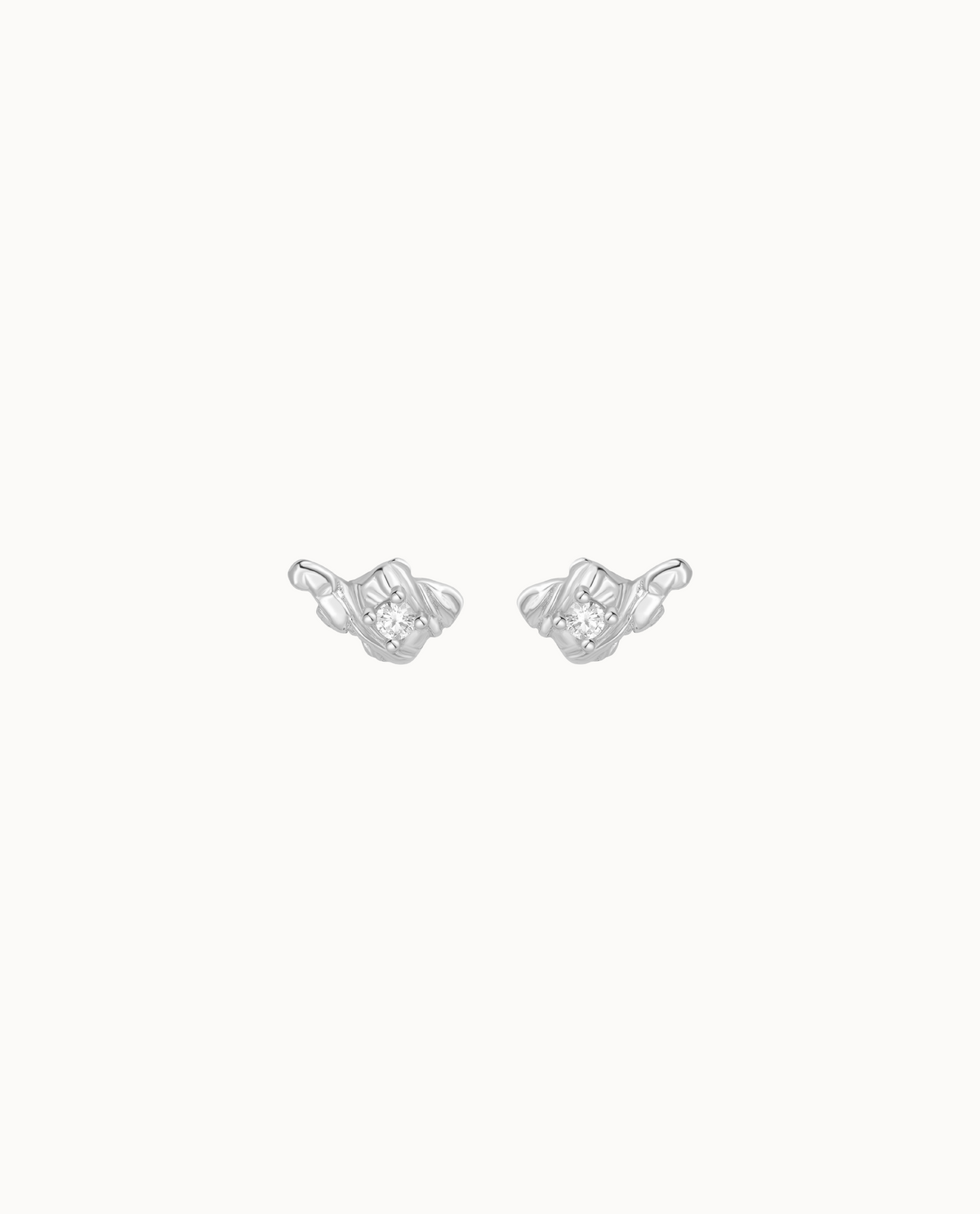Rain Petite Studs i 925 sterlingsølv med strålende zirkon i midten