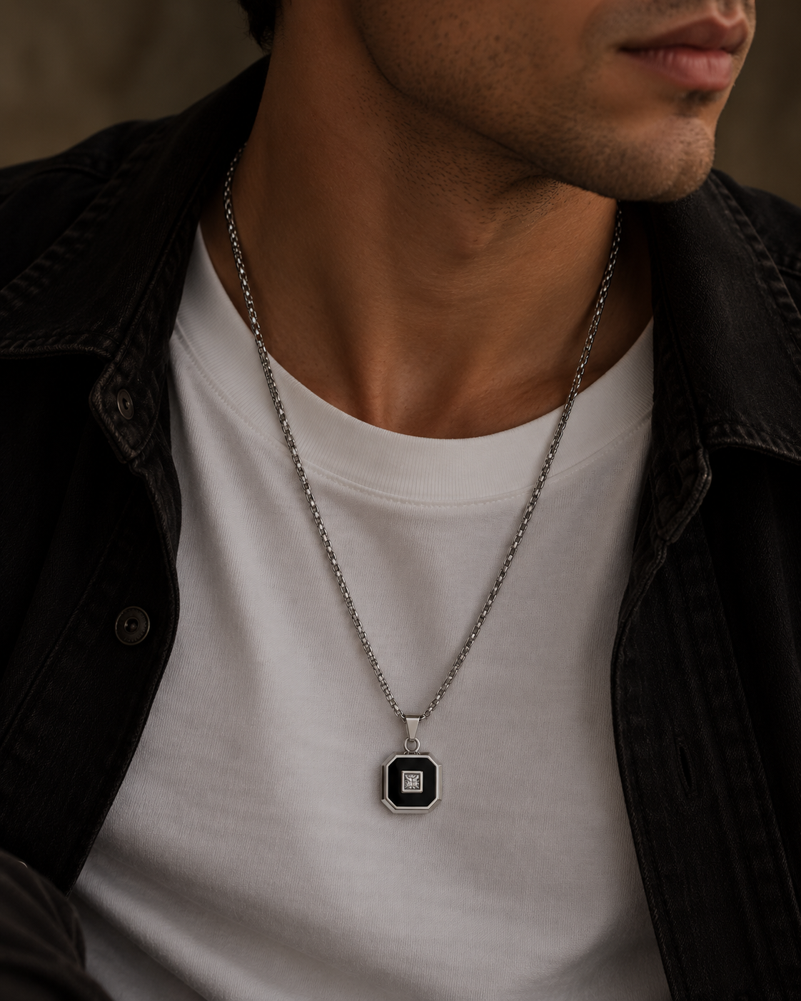 Geometric pendant with black stone and clear zirconia on silver-coloured Romeo men's necklace