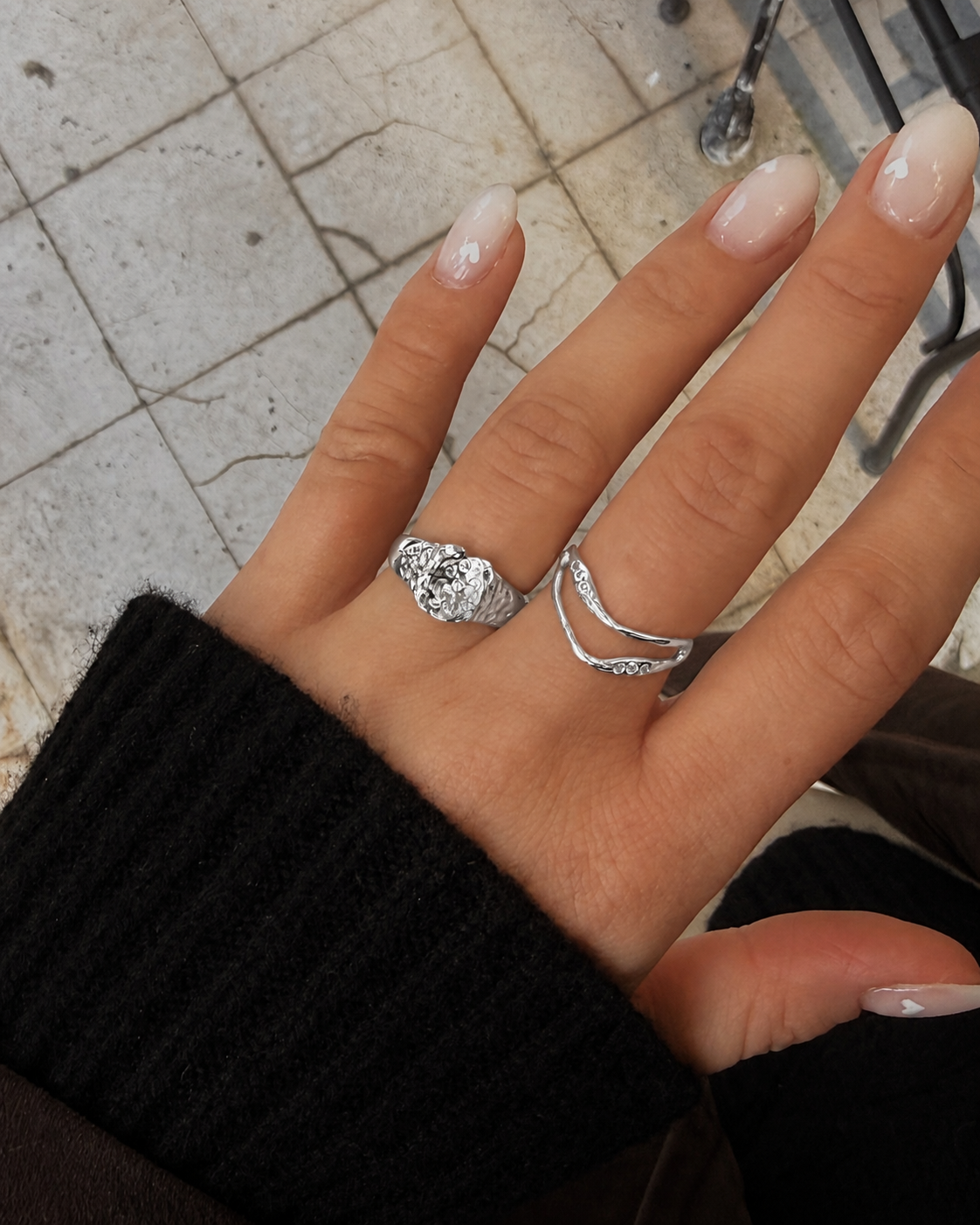 Sena ring in 925 sterling silver with natural texture and zirconia