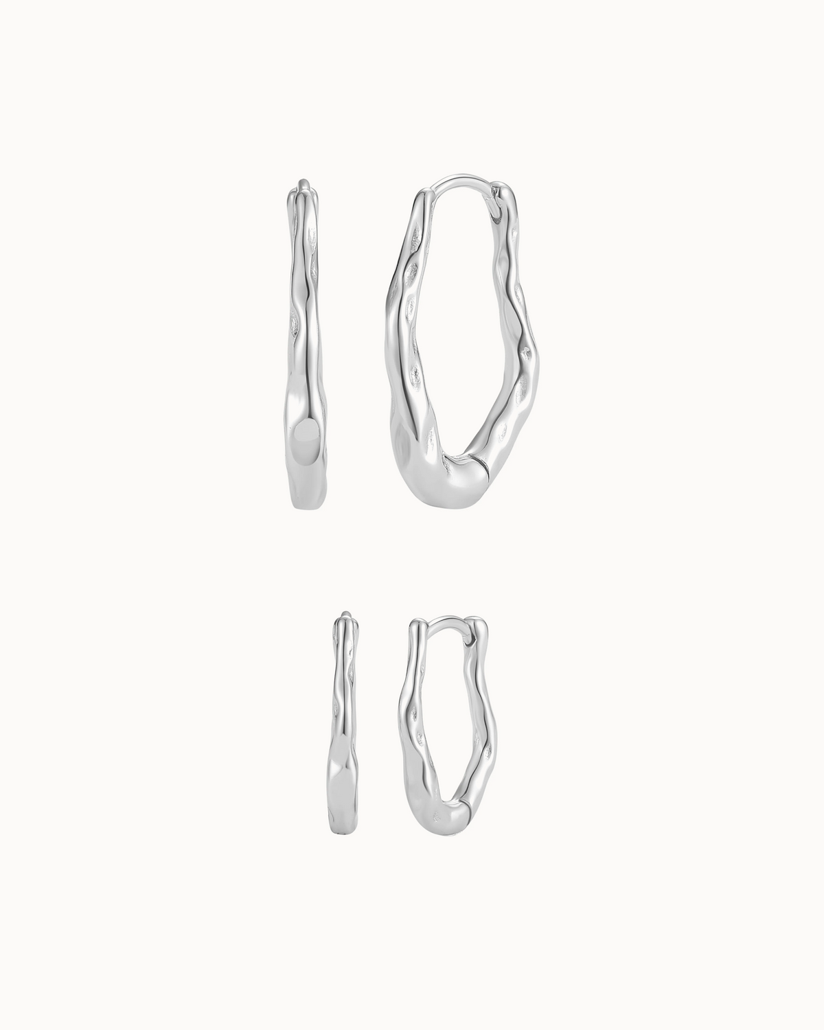 Nerea Earrings Stack Set i sølv – to par øreringe i forskellige størrelser