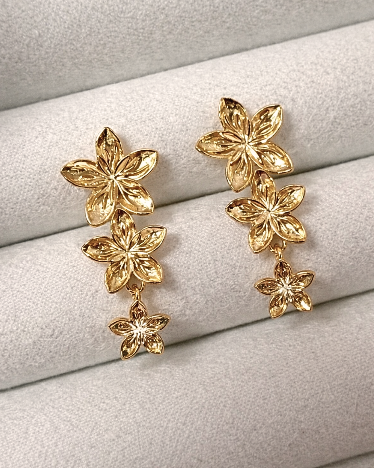 Tiara Earrings with three flowers in gold-plated 925 sterling silver