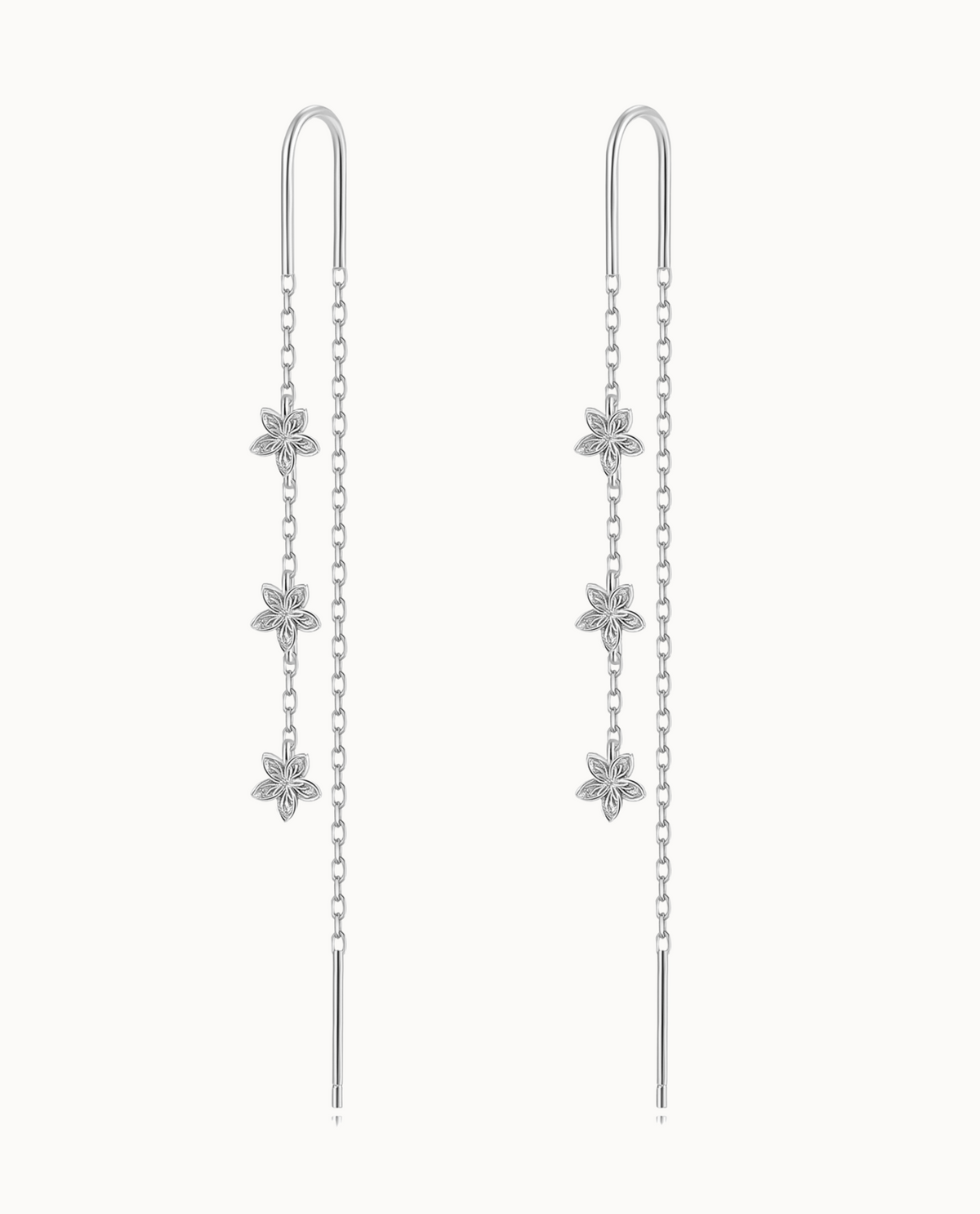 Zahra Earrings – kædeøreringe i 925 sterlingsølv med små blomster
