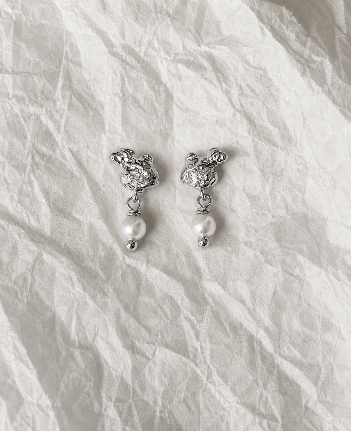 Avani 925 sterling silver studs with clear zirconia and freshwater pearl