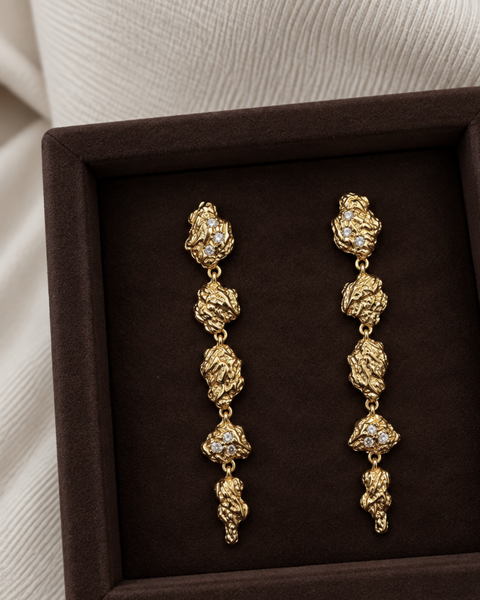 Azar Earrings i forgyldt sterlingsølv i smykkeæske