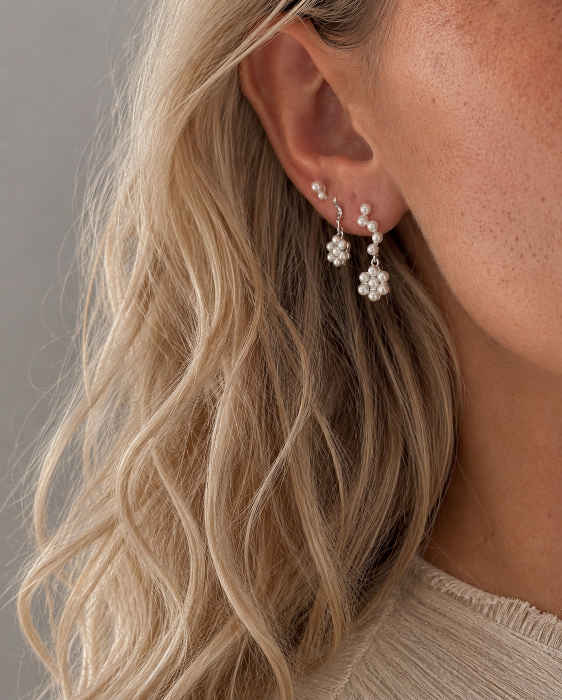 Camelia oorbellen in sterling zilver
