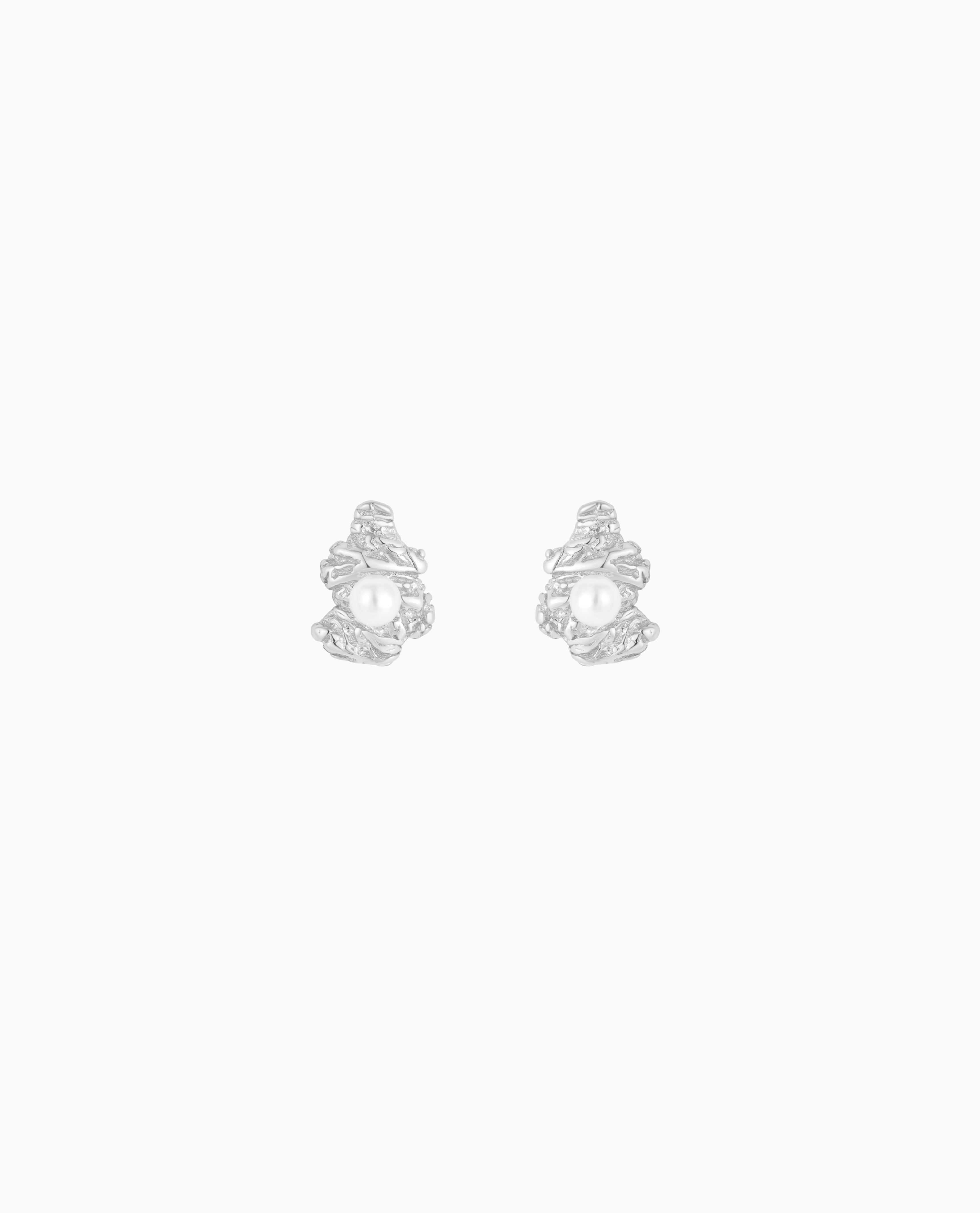 Eos Petite Studs i 925 sterlingsilver – små minimalistiska stiftörhängen