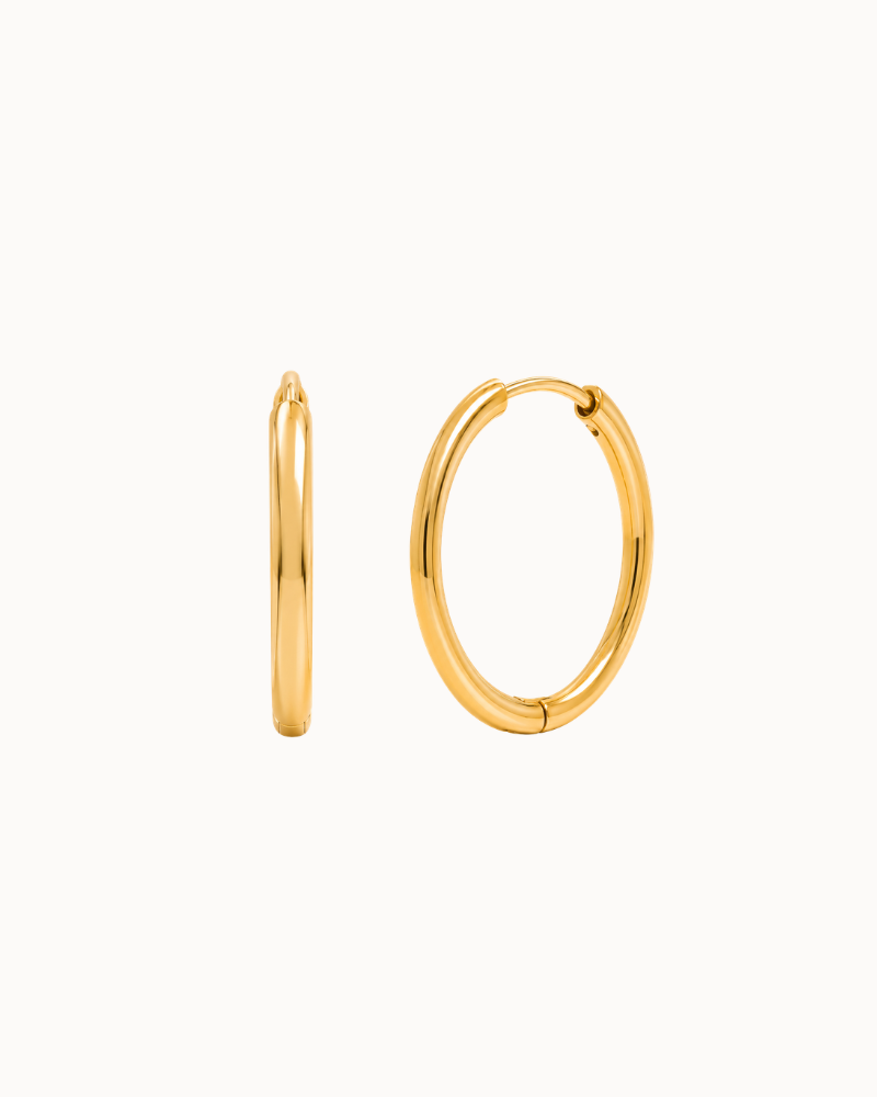 Essential Earrings M i vandfast 14K forgyldt rustfrit stål, klassiske hoops