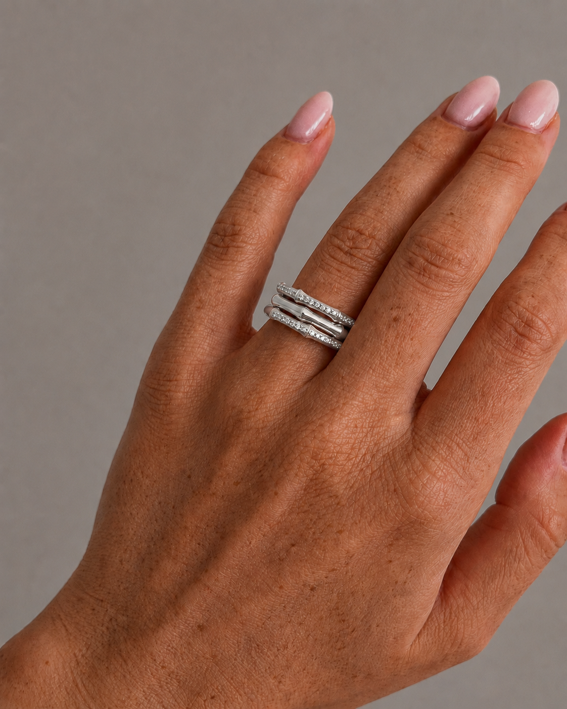Hua und Li Ringe aus Sterlingsilber mit Bambusdesign
