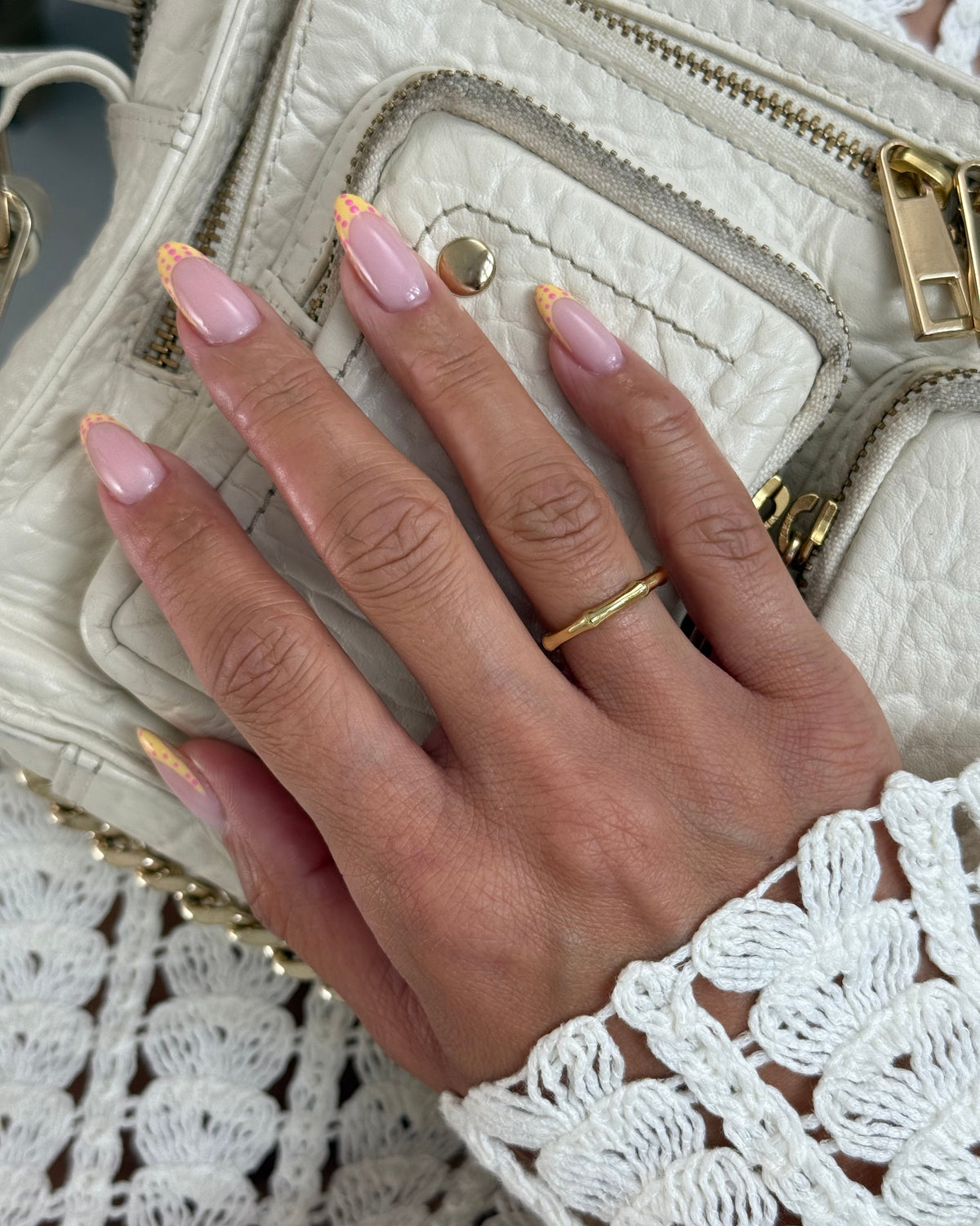 Gold-plated Hua Ring with nature-inspired bamboo design