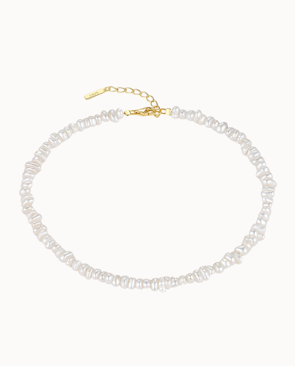 Kaia Bracelet aus 18K vergoldetem Sterlingsilber mit kleinen unregelmäßigen Süßwasserperlen