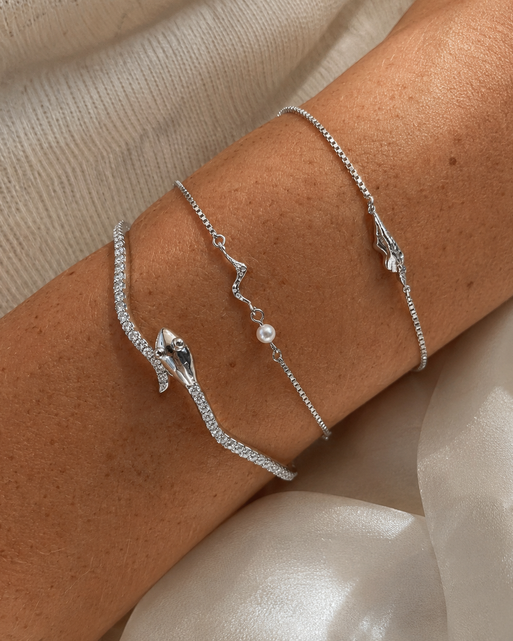 Fint Kigoi armbånd i sølv fra Koi kollektionen