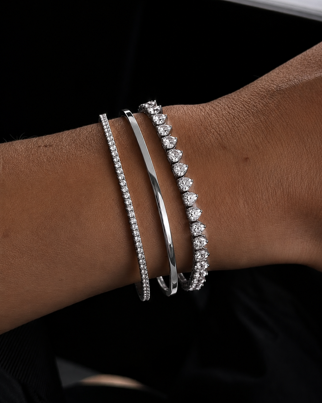 Lova Tennis Bracelet 4 mm forsølvet med klare zirkoner