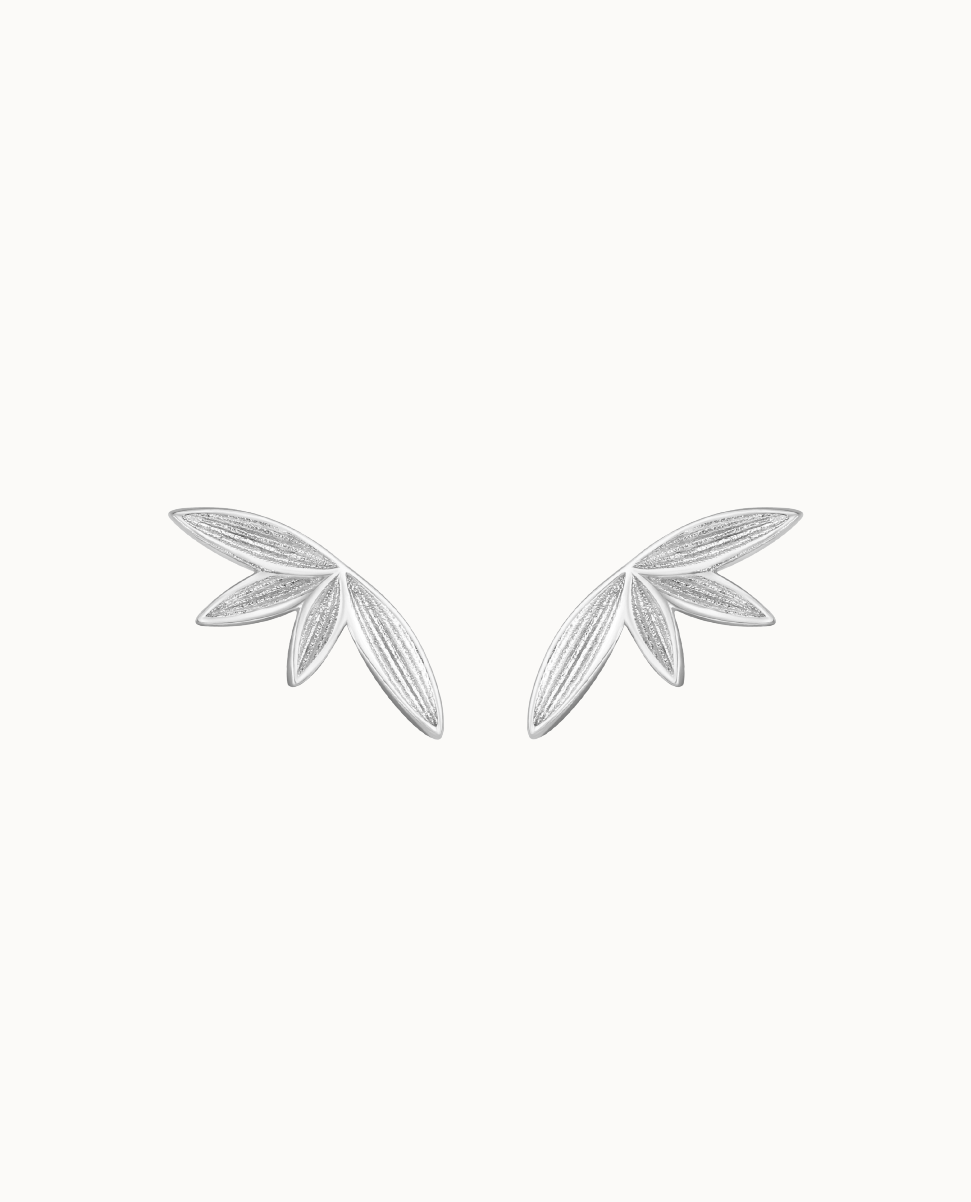 Meili Petite Studs i 925 sterlingsilver – stiftörhängen inspirerade av bambublad
