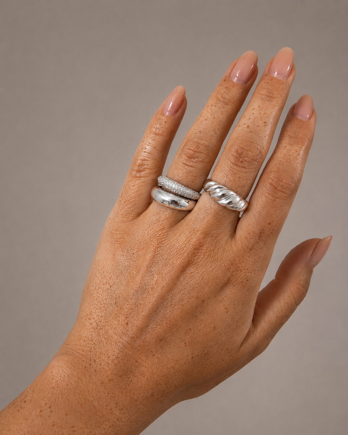 Mellow Ring i 925 sterlingsølv – chunky ring med fine detaljer