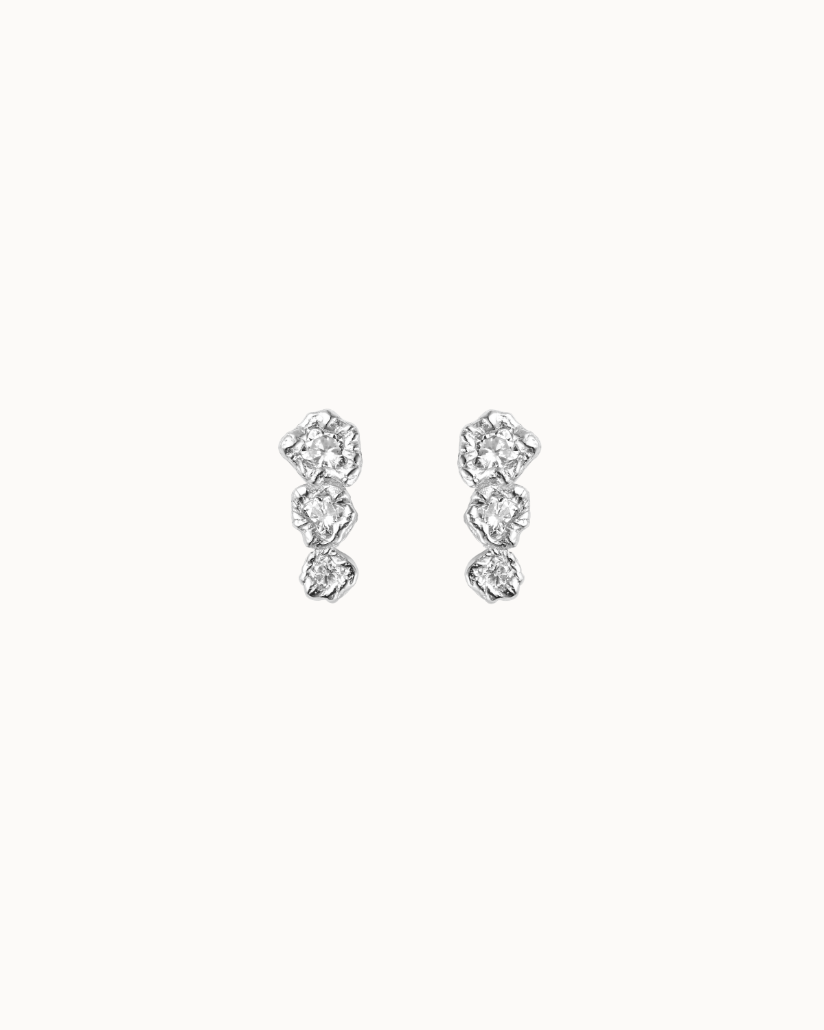 Nebula Petite Studs – ørestikker i 925 sterlingsølv med små organiske former