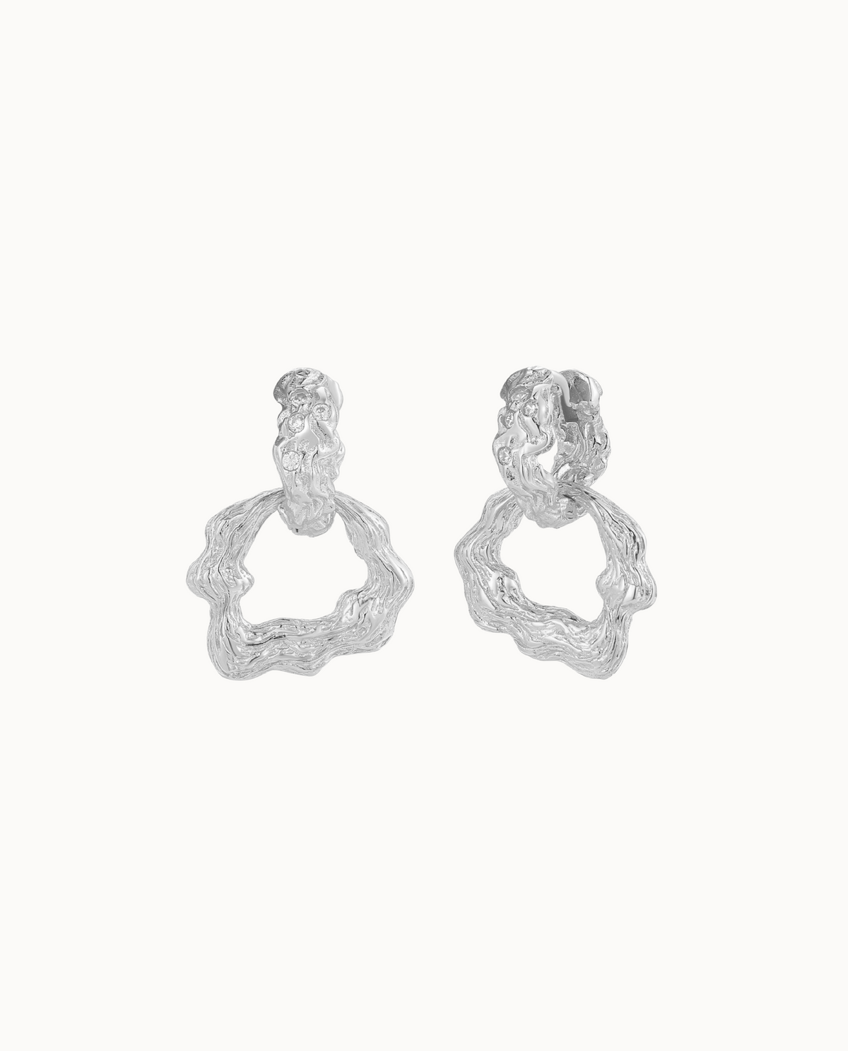 Nephele Earrings i 925 sterlingsølv – chunky creoler med zirkoner og aftageligt hoop