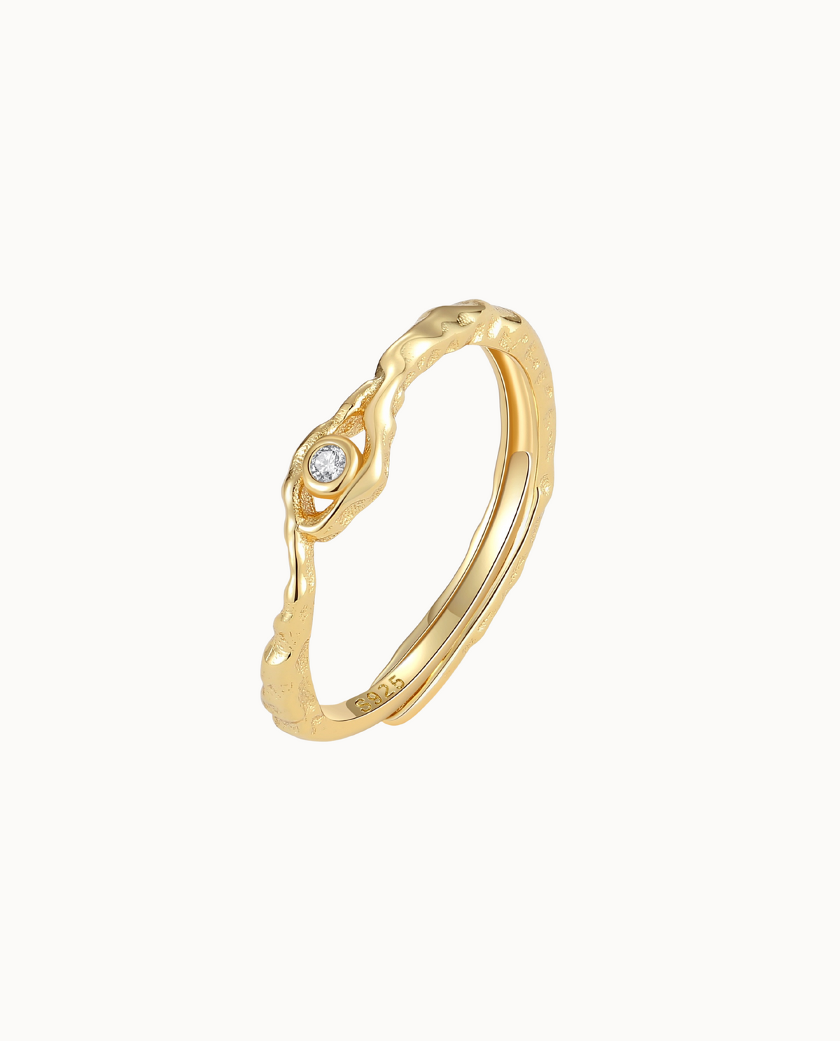 Osiris Ring aus 18K vergoldetem Sterlingsilber mit gedrehter Form und Auge mit klarem Zirkon