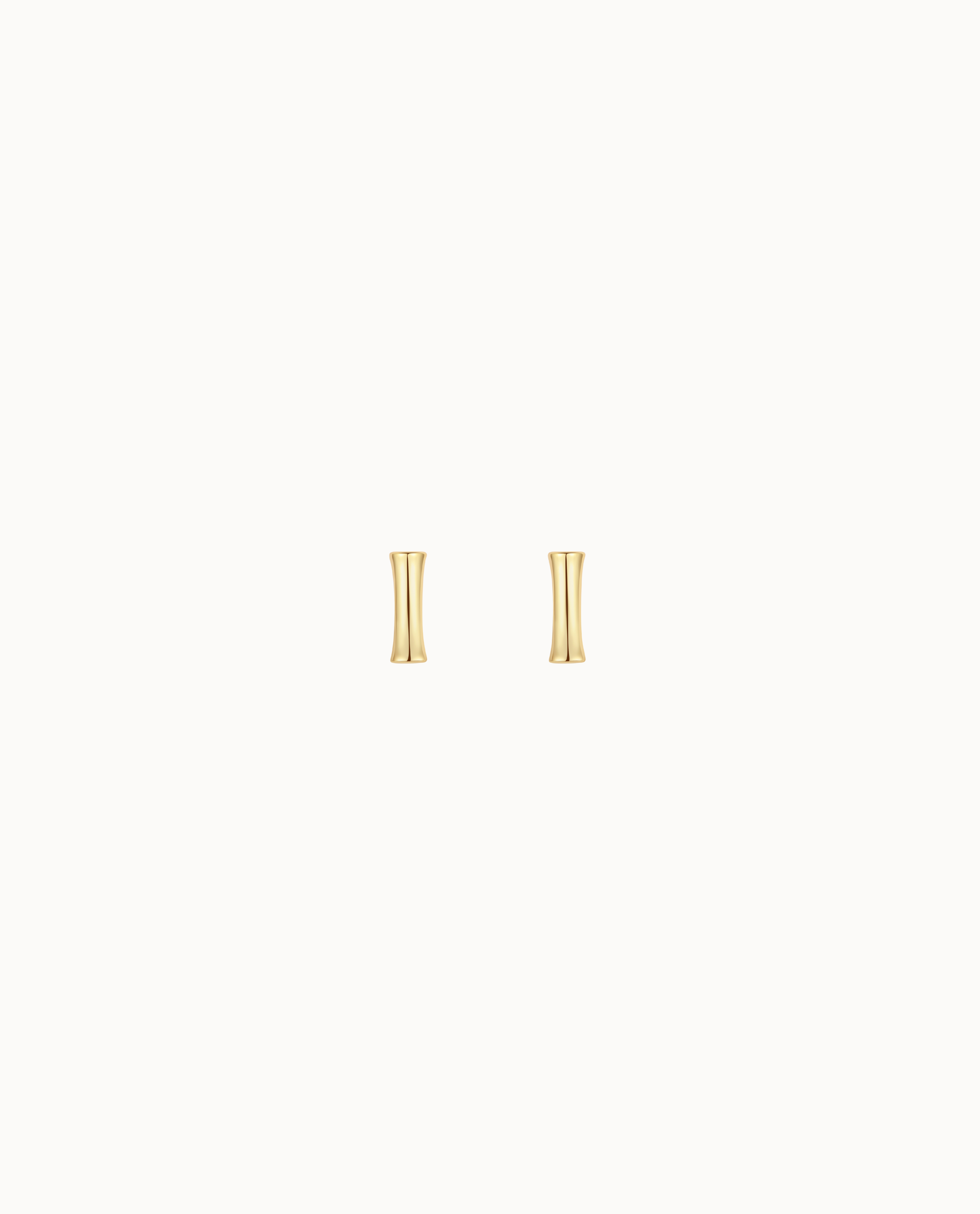 Shan Petite Studs in 18K verguld sterling zilver – kleine oorknopjes geïnspireerd op bamboe