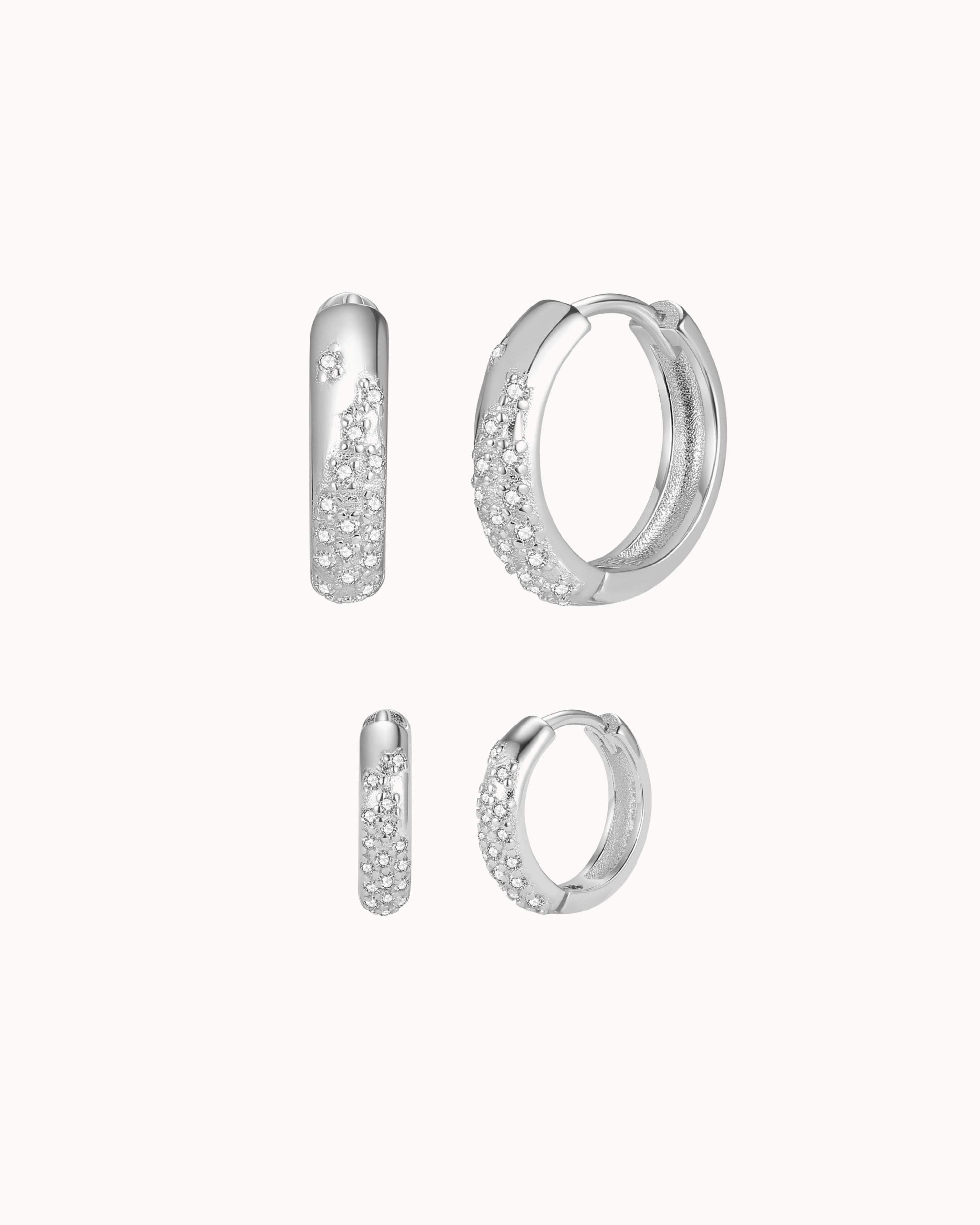 Nila & Astra Gift Set i sølv – to par øreringe