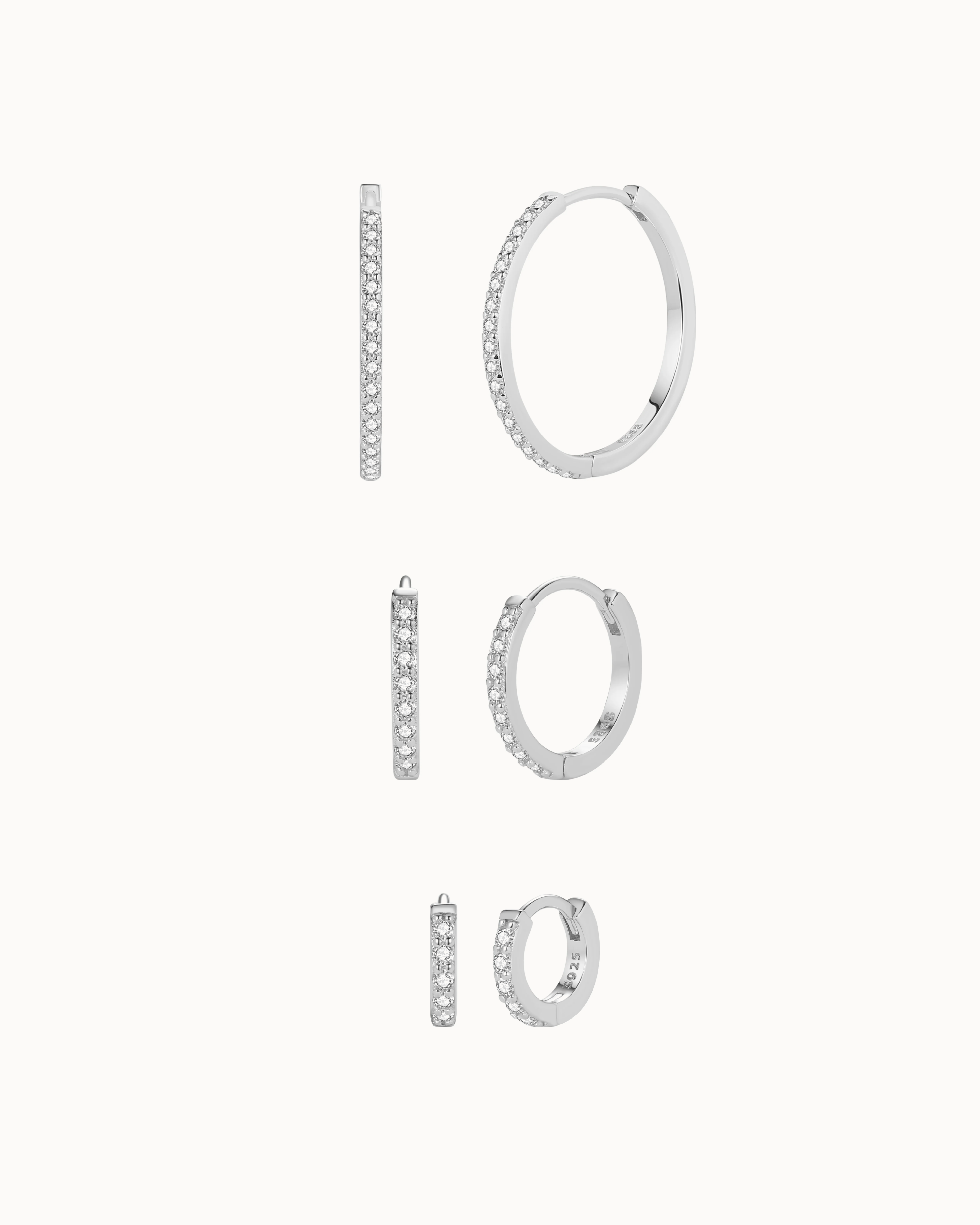 Aquila Earrings Stack Set i sølv – tre par øreringe i forskellige størrelser