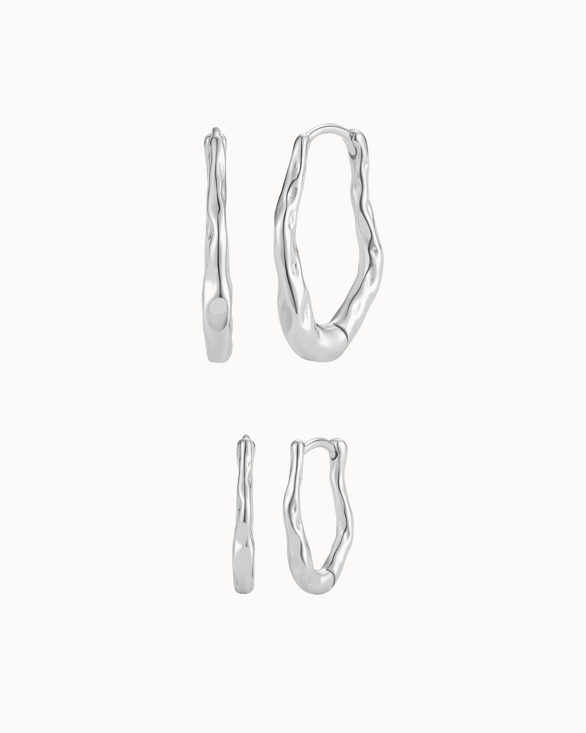 Nerea Earrings Stack Set i sølv – to par øreringe i forskellige størrelser