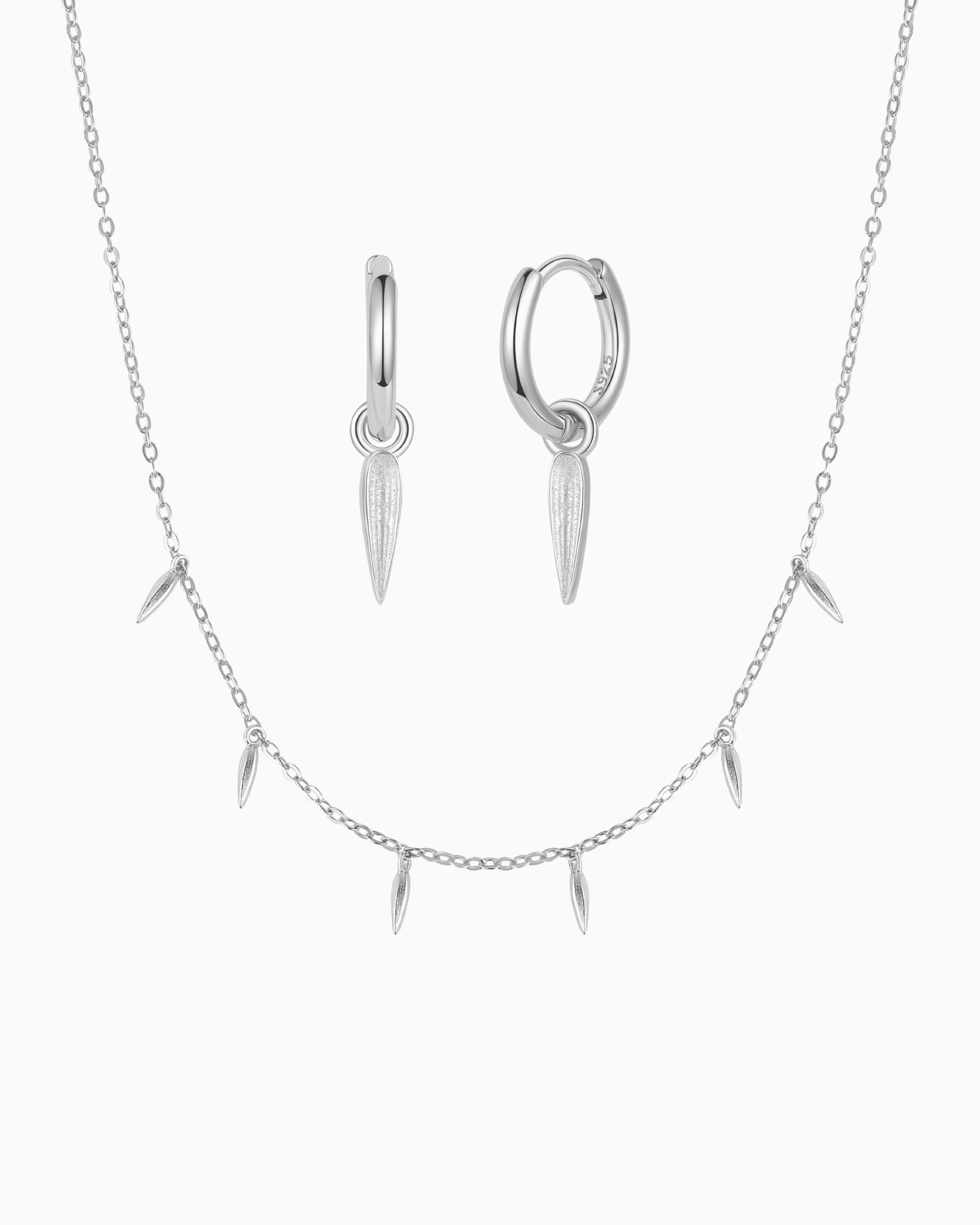 Jia & Luli Gift Set i sølv – halskæde og øreringe
