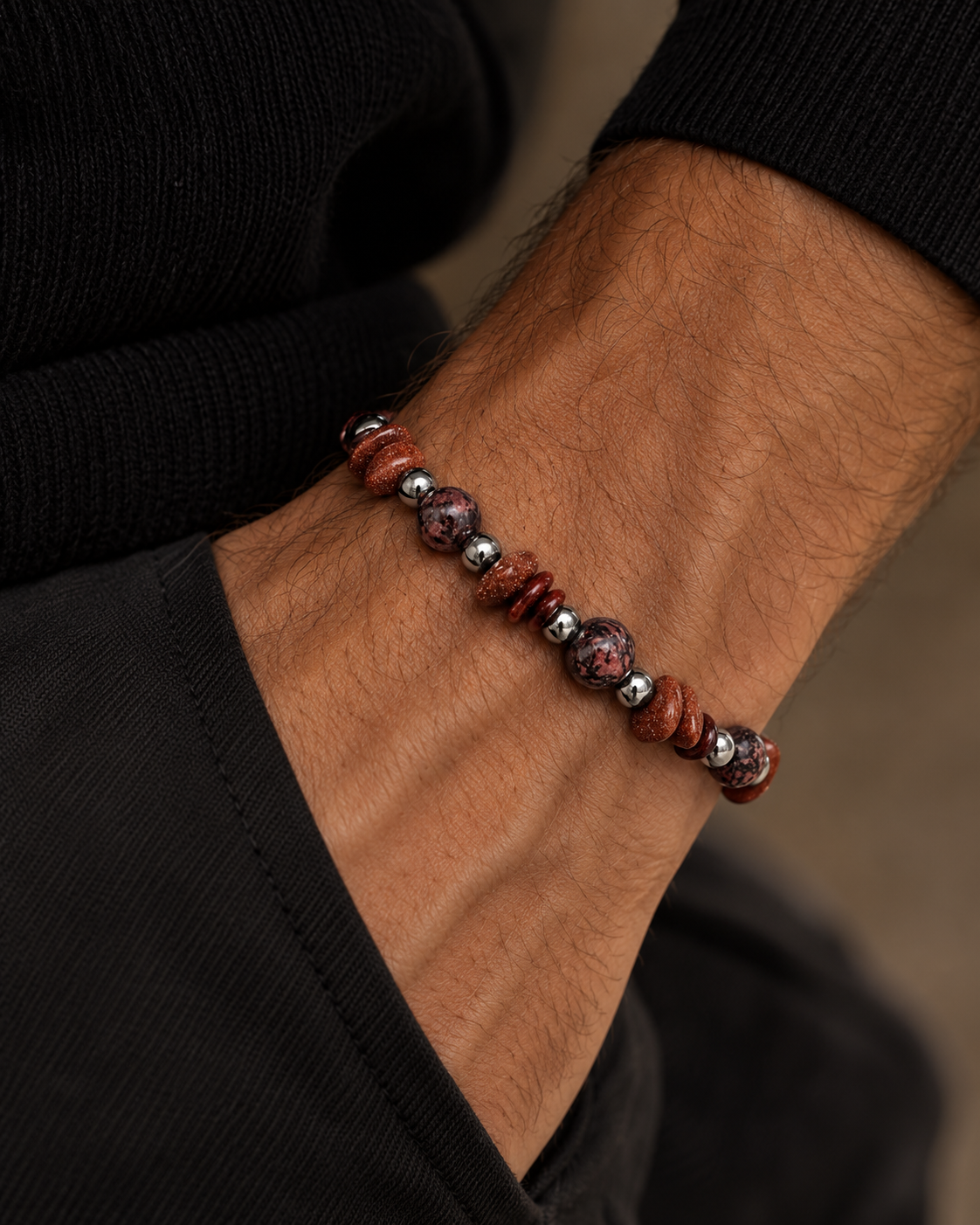 Stone men's bracelet in silver-coloured steel with red stone chips
