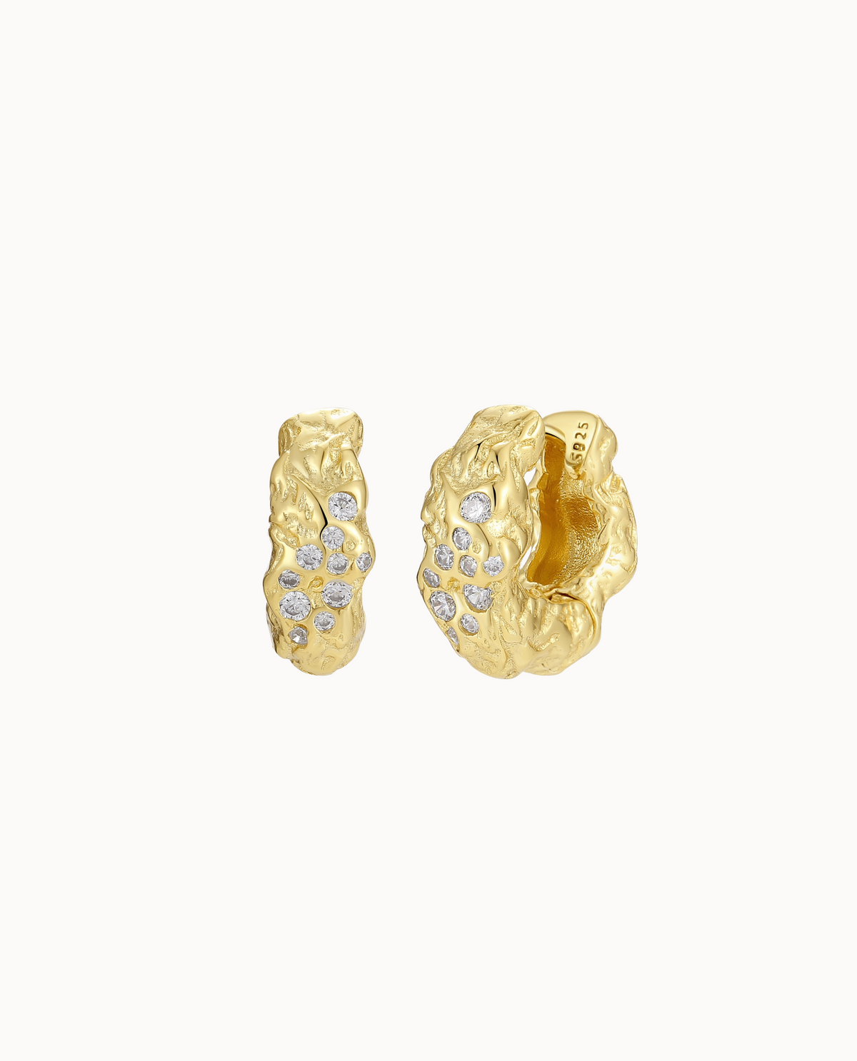 Tellus Earrings i 18K forgyldt sterlingsølv – organiske chunky hoops med zirkoner