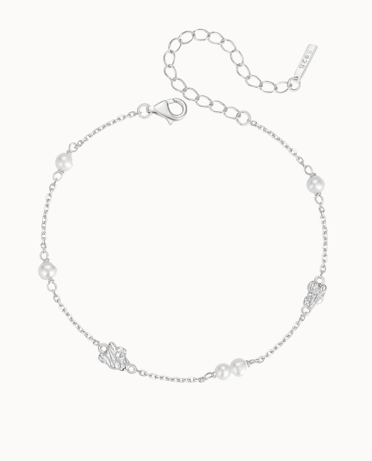 Zeru Bracelet in 925 sterling silver with five freshwater pearls and organic charms