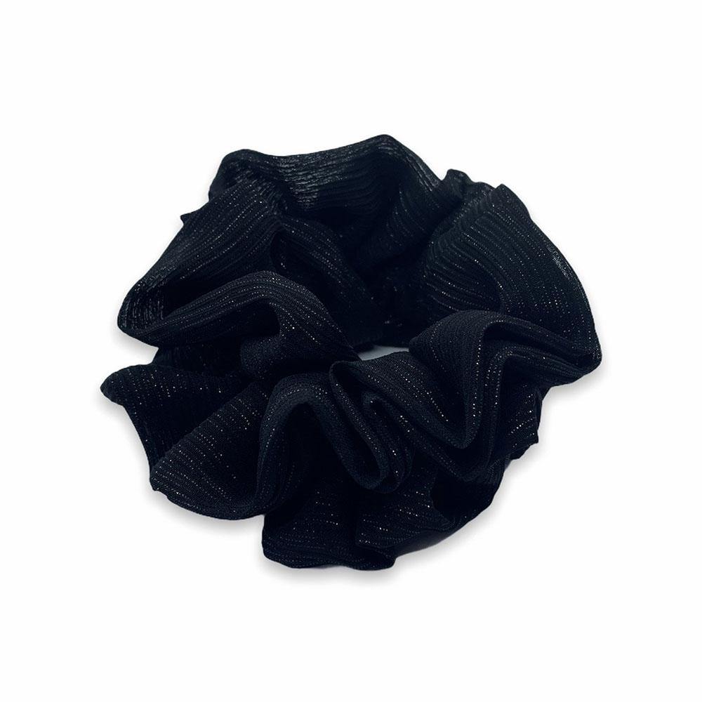 Ivy scrunchie is a must have in your accessory collection! It's an oversized scrunchie with shimmer which creates a puffy look in your hair. Use it in a messy bun or to spice up your ponytail.  